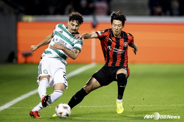 소속팀 미트윌란에서 이한범(오른쪽). /AFPBBNews=뉴스1