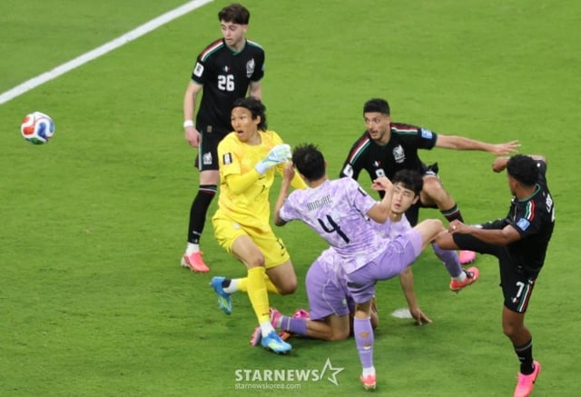 한국의 멕시코전 실점 장면. /사진=김진경 대기자