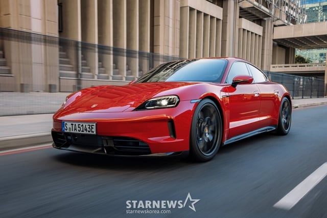 Porsche Taycan