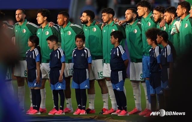 알제리 축구대표팀. /AFPBBNews=뉴스1