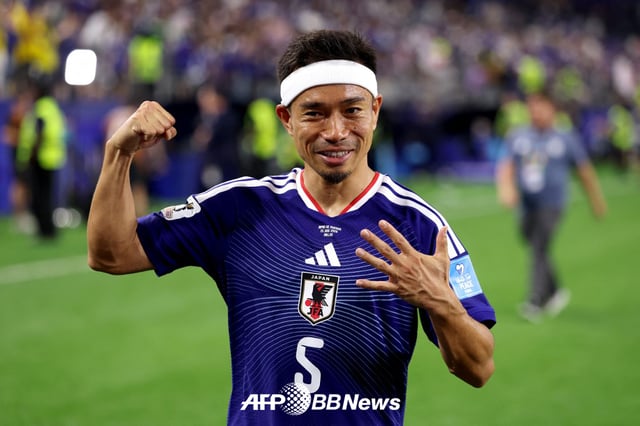 Japanese national team defender Yuto Nagatomo, who set a great record as the first Asian player to appear in five World Cups. /AFPBBNews=NEWS1