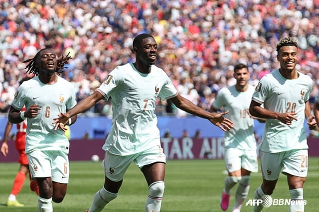 Ousmane Dembélé (center) celebrates after scoring during the 2026 FIFA World Cup North America group stage I match between France and Norway at Boston Stadium in Foxborough, Massachusetts, USA, on the morning of the 27th (Korean time). /AFPBBNews=NEWS1