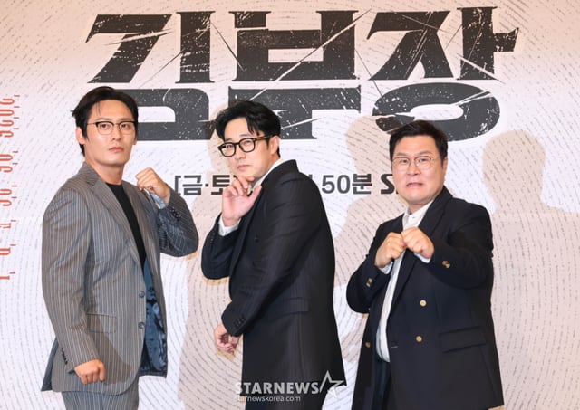 배우 최대훈, 소지섭, 윤경호가 서울 양천구 목동 SBS에서 진행된 금토드라마 ‘김부장’ 제작발표회에 참석해 포즈를 취하고 있다. /2026.06.25 /사진=이동훈 photoguy@