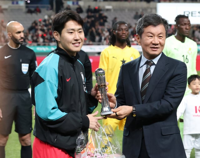 이강인(파리 생제르맹)과 정몽규 전 대한축구협회장. /사진=김진경 대기자