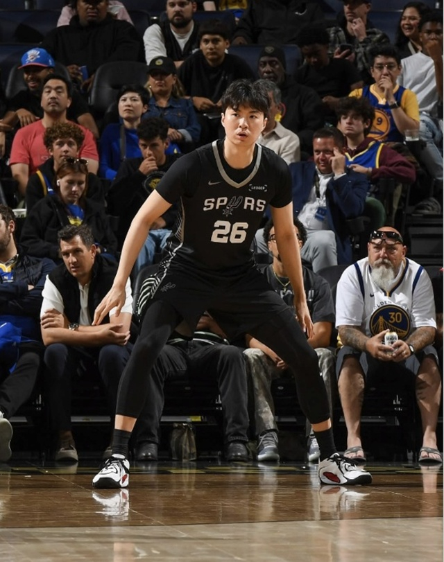이현중. /사진=NBA G리그 SNS