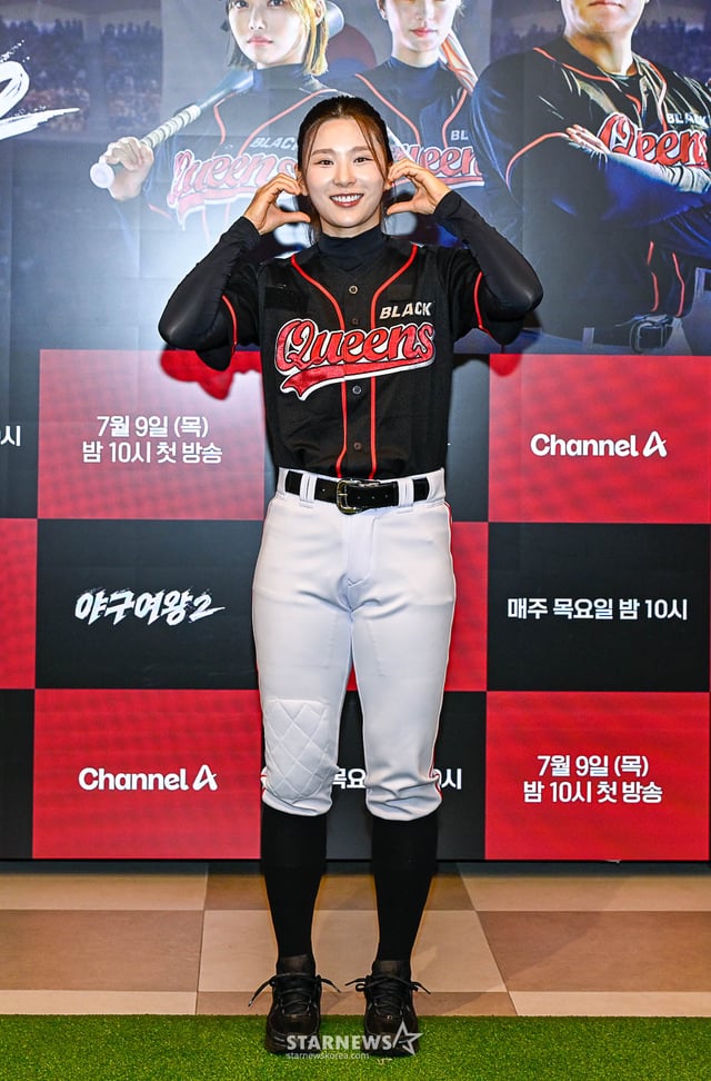 박하얀이 9일 오후 서울 영등포 드래프트 128에서 진행된 채널A 예능 '야구여왕2' 기자간담회에 참석해 포즈를 취하고 있다. /사진제공=채널A 2026.07.09 /사진=이동훈 photoguy@