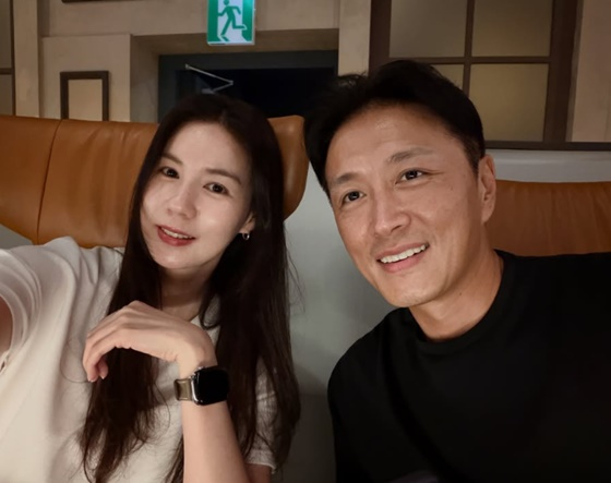 박시은, 진태현 부부/사진=진태현 SNS