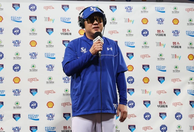 Samsung manager Park Jin-man gives an interview after securing first place in the first half following a victory over Daegu LG on the 9th. /Photo=Samsung Lions provided