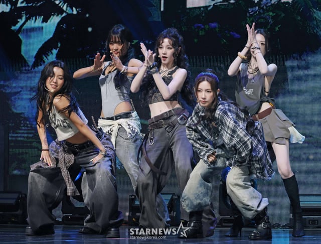 걸그룹 아이들(i-dle)이 6일 오후 서울 광진구 예스24라이브홀에서 진행된 미니 9집 'We made' 발매기념 쇼케이스에서 신곡을 선보이고 있다. /2026.07.06 /사진=이동훈 photoguy@