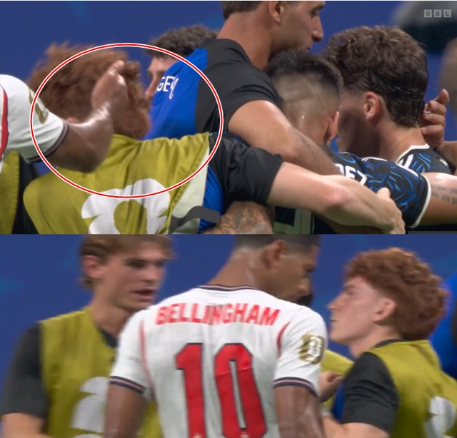 Sau trận đấu, Jude Bellingham đang đánh vào Valentín Barco của Argentina bằng tay (vòng tròn màu đỏ). /Ảnh=Bản chụp từ The Sun