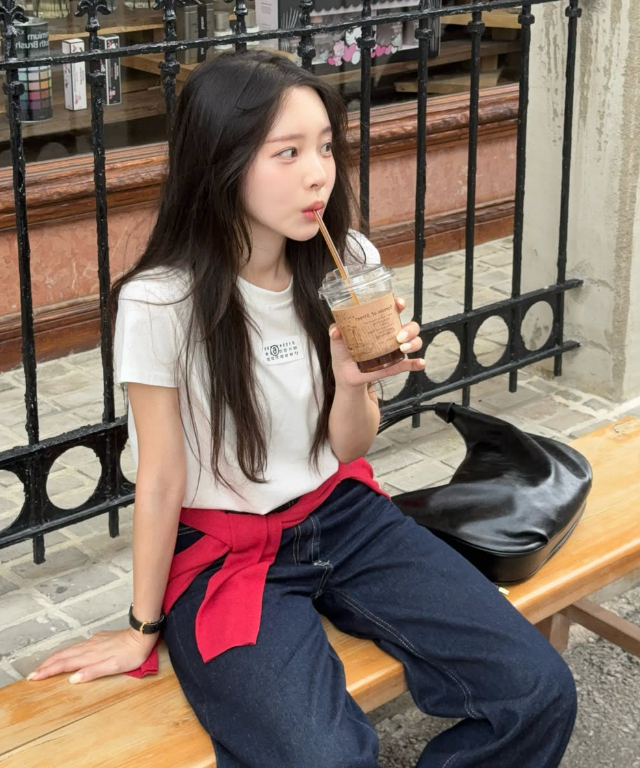 /Photo=Lee Sol-i Instagram