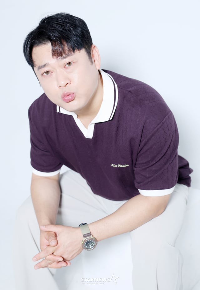 개그맨 이선민 내방 느좋인터뷰 /사진=김휘선 기자 hwijpg@