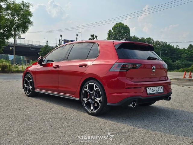 폭스바겐 골프 GTI