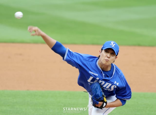 삼성 우완투수 원태인이  3일 인천SSG랜더스필드에서 열리는 2026KBO리그 SSG랜더스와 삼성라이온즈 경기에서 선발로 나서 역투하고 있다.   2026.07.03. /사진=강영조 cameratalks@
