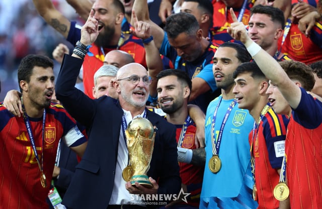 Coach Luis de la Fuente, who led the Spanish national team to victories in Euro 2024 and the 2026 North American World Cup. /Photo=Reuters=NEWS1
