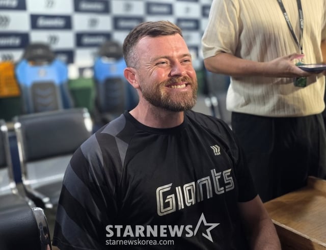 Jeremy Wisely, lanzador extranjero de Lotte, lideró el 21 una victoria frente a SSG en Busan y accedió a una entrevista con los medios. /foto=reportero Kim Dong-yoon