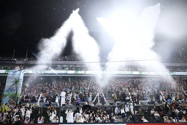 21日のKTウォーターフェスティバルの様子。 /写真=KTウィズ