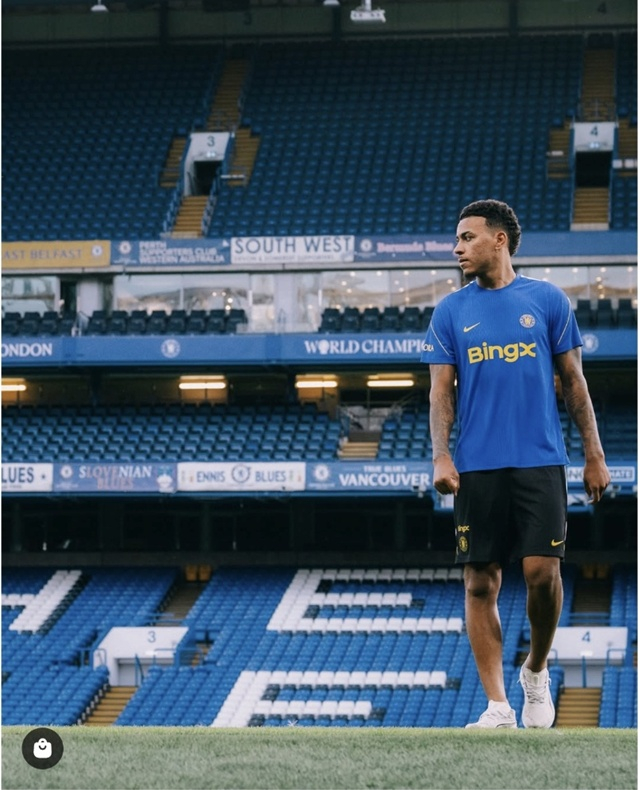 Morgan Rogers con la equipación del Chelsea. /Foto=Redes sociales de Chelsea