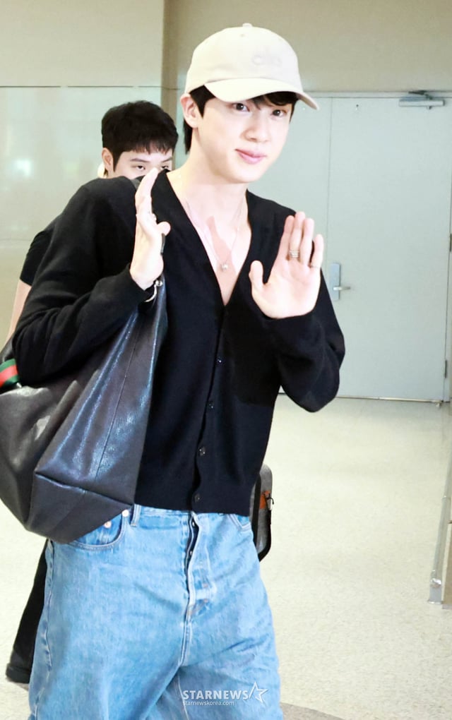 Group BTS (BTS) member Jin /Photo=Senior reporter Im Seong-gyun tjdrbs23@