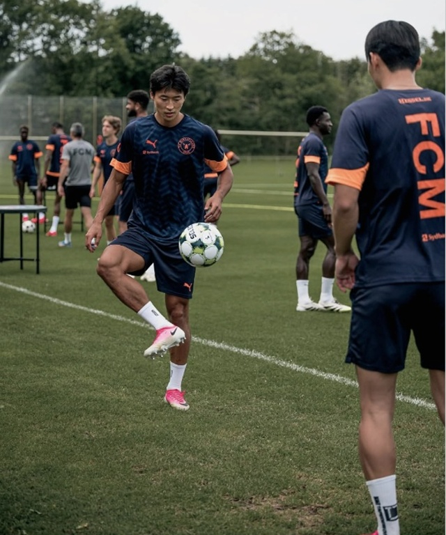 Jo Gyu-seong (izquierda) concentrado en el entrenamiento. /Foto=SNS de Mítwillan