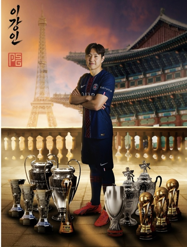 Lee Kang-in lifting numerous trophies with PSG. /Photo=PSG SNS