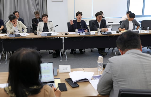 The fourth meeting of the K-Football Innovation Committee is underway at the National Museum of Modern and Contemporary Art Seoul in Jongno-gu, Seoul on the 27th. /Photo=Ministry of Culture, Sports and Tourism provided