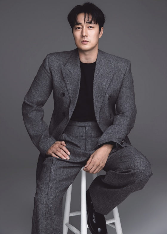 So Ji-seob /foto=Fifty One K