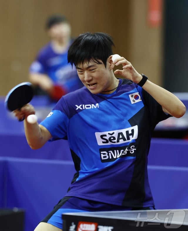 Korean table tennis national team member Oh Jun-seong is seen conducting public training at the media day for the 2026 Aichi·Nagoya Asian Games Tak Gu (CEO) team held on the 30th at Jincheon Athletes' Village, Chungbuk. /Photo=NEWS1 provided