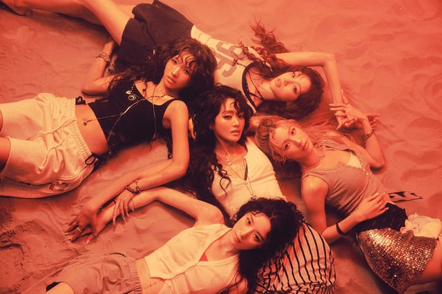 /фотография=Cube Entertainment