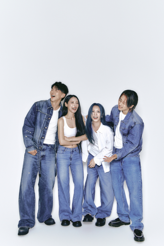 /Photo=RBW, DSP Media