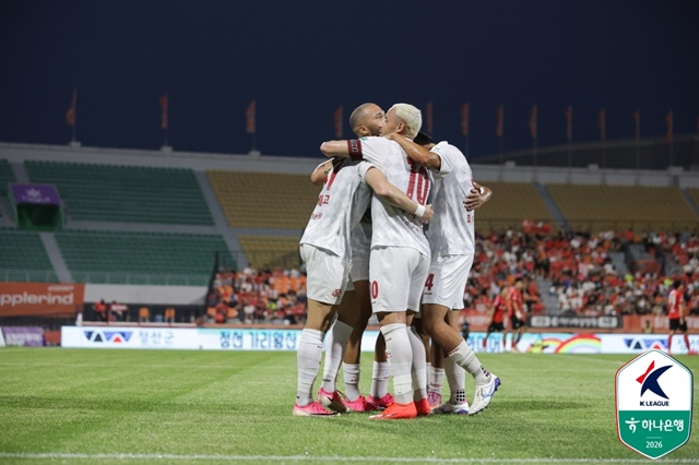 BucheonFC players celebrating. /Photo=Korea Professional Football League