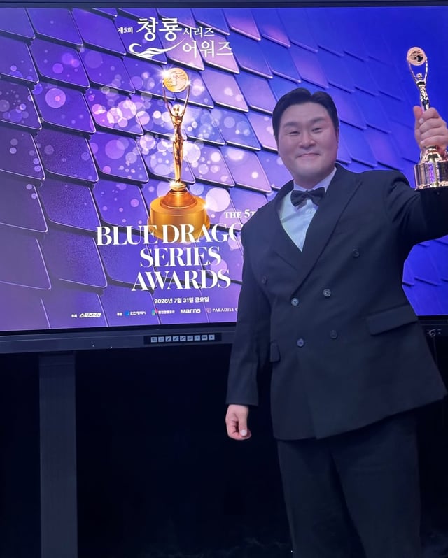 사진=윤경호 인스타그램