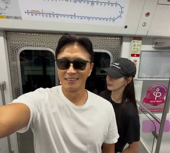 진태현, 박시은 부부/사진=진태현 SNS