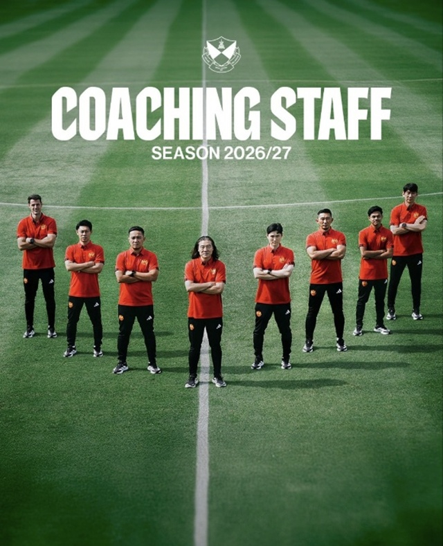 Kim Pan-gon, head coach of Selangor (center). /Photo=Selangor SNS