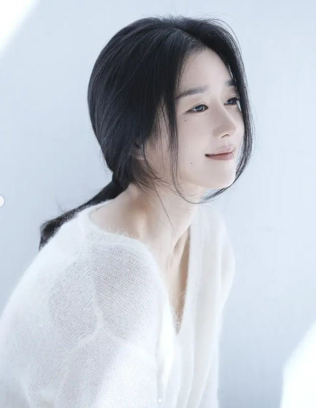 /Foto=Redes sociales de Seo Ye-ji