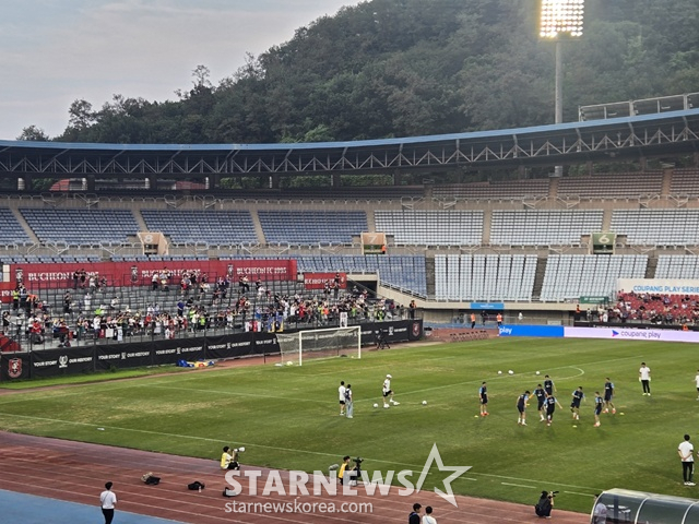 Team K League open training. /Photo=Reporter Lee Won-hee.