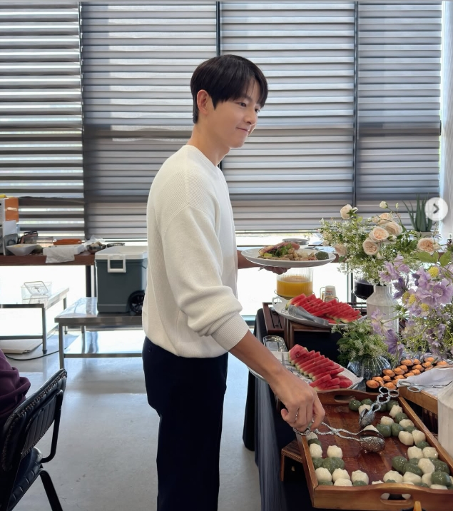 /Foto=Perfil personal de Song Joong-ki