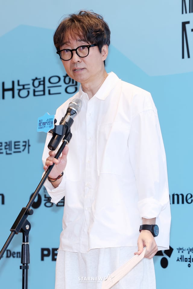 Director Jang Hang-jun (Executive Chairman) is seen delivering opening remarks at a press conference for the '22nd Jecheon International Music Film Festival' held on the 6th at Community House in Jung-gu, Seoul. /2026.08.06 /Photo=Kim Hwi-seon hwijpg@