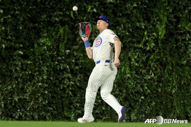 Pete Crow-Armstrong playing center field defense. /AFPBBNews=NEWS1