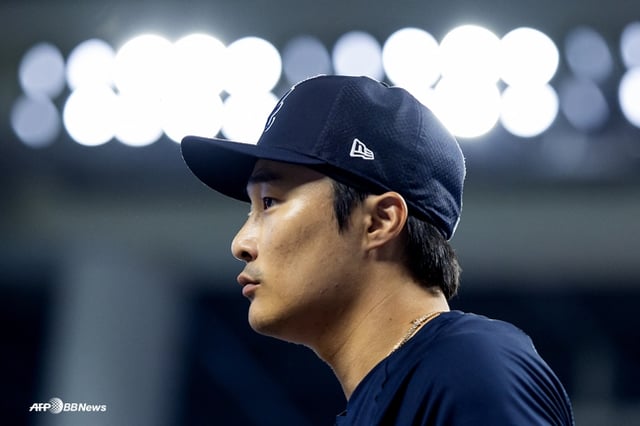 Kim Ha-seong đang tập luyện. /AFPBBNews=NEWS1