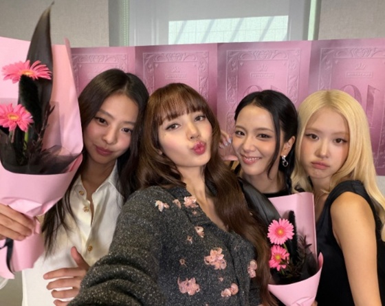 BLACKPINK /ảnh=Lisa SNS