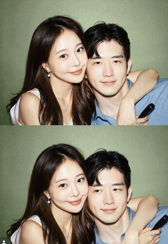 Aoyi (izquierda), Kim Hyung-bae / Foto=Redes sociales de Aoyi
