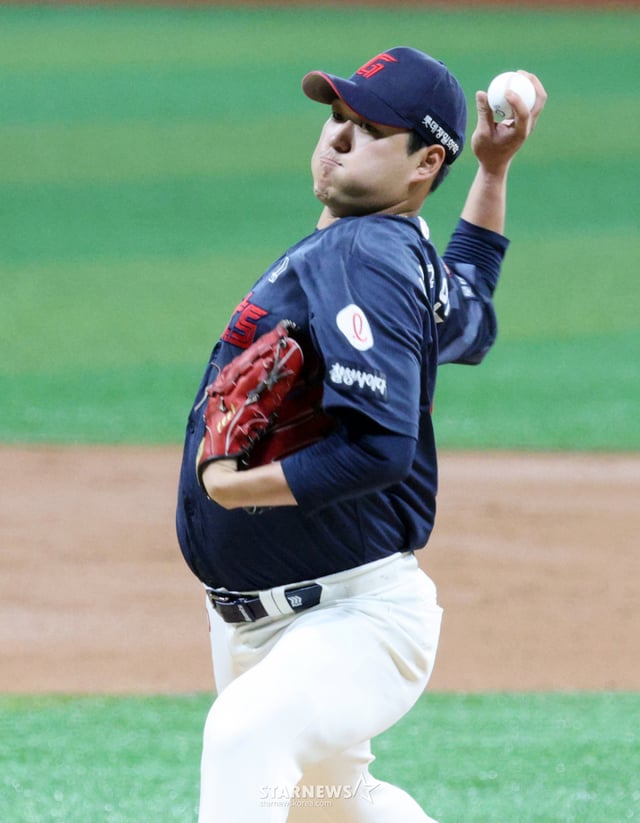 乐天队罗均安。/照片=高级记者姜英祚 (Kang Young-jo) 提供