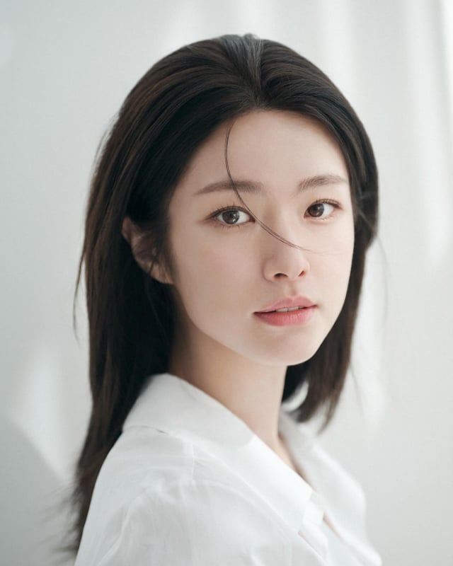 河英 /照片=河英 Instagram