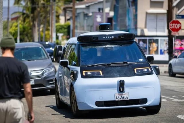 Zeekr Autonomous Vehicle Ojai