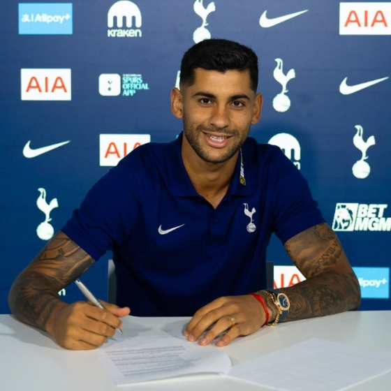 A photo of Cristian Romero released by Tottenham Hotspur on its official homepage at the time of his contract renewal. /Photo=Official SNS of Tottenham Hotspur