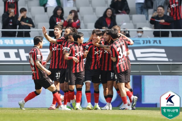 Các cầu thủ FC Seoul vui mừng sau khi ghi bàn. /Ảnh=Liên đoàn Bóng đá Chuyên nghiệp Hàn Quốc