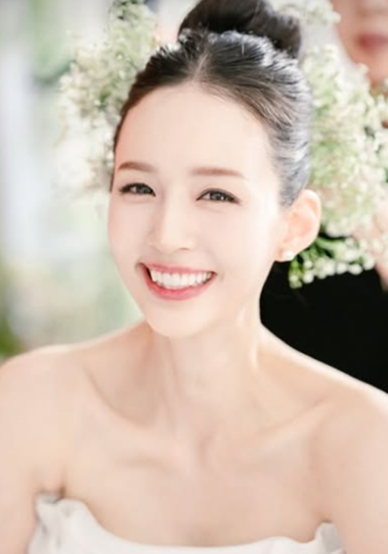 /写真=バン·イェウォンSNS