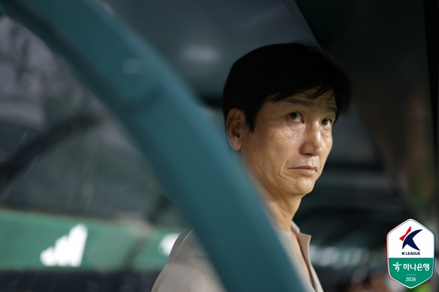 鄭正溶（チョン·ジョンヨン）全北現代（チョンブク·ヒョンデ）監督。 /写真=韓国プロサッカー連盟提供