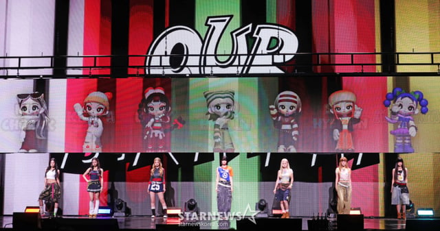 女子组合Our Birthday（OURBIRTHDAY）于19日下午在首尔龙山区Blue Square举行的首张单曲《Our Birthday》（Our Birthday）发行纪念Showcase上公开了新曲。'Our Birthday'作为继组合NMIXX之后约4年再次推出的JYP娱乐旗下女子组合而备受关注。/2026.08.19 /图片=李东勋 photoguy@